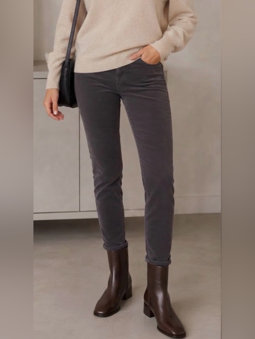 ❤️ Blank NYC mid rise skinny stretch ankle pants